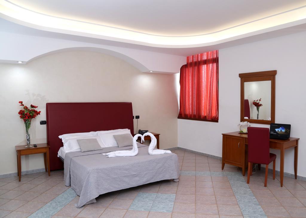Hotel Stefano A Melito 3*
